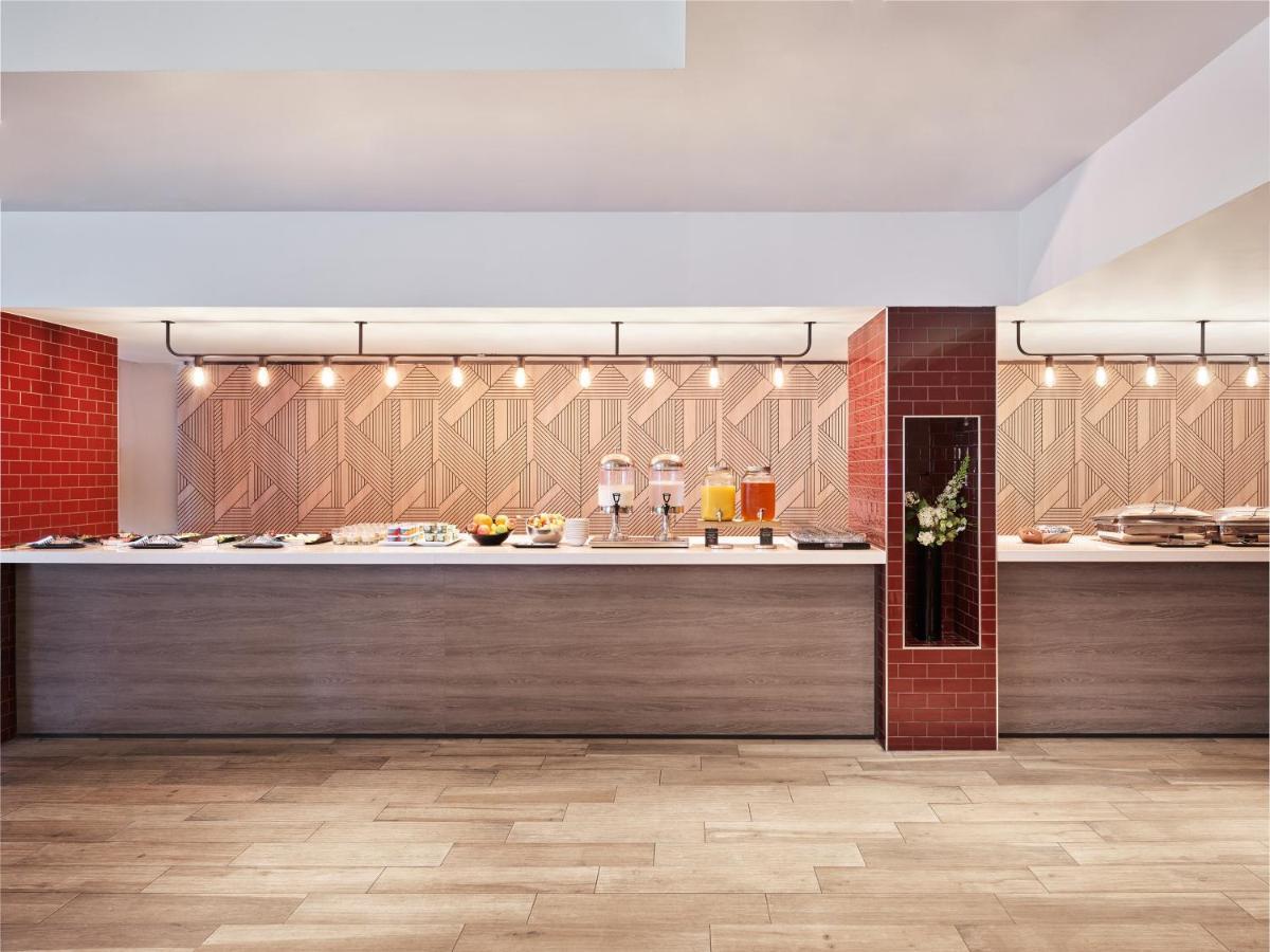 Hyatt Place London Heathrow Airport Hotel