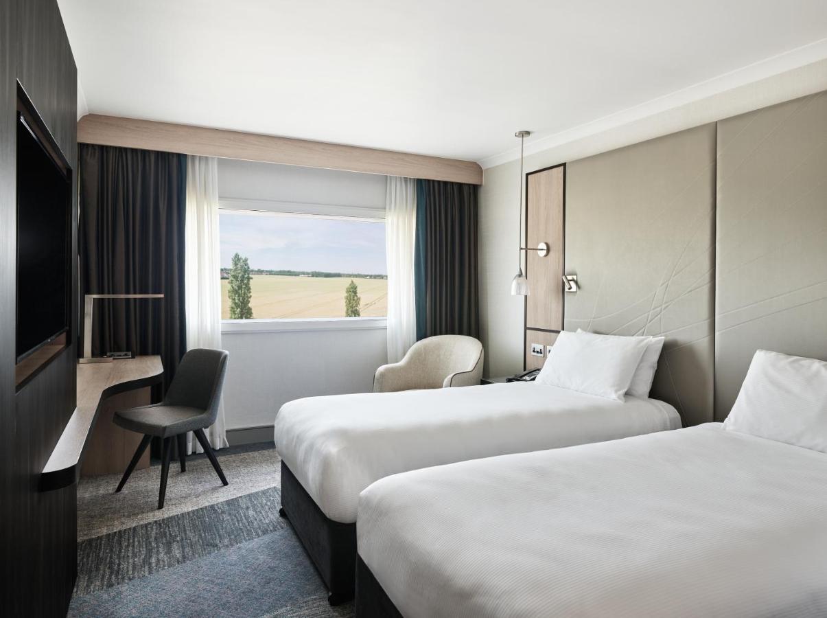 Отель Hyatt Place London Heathrow Airport