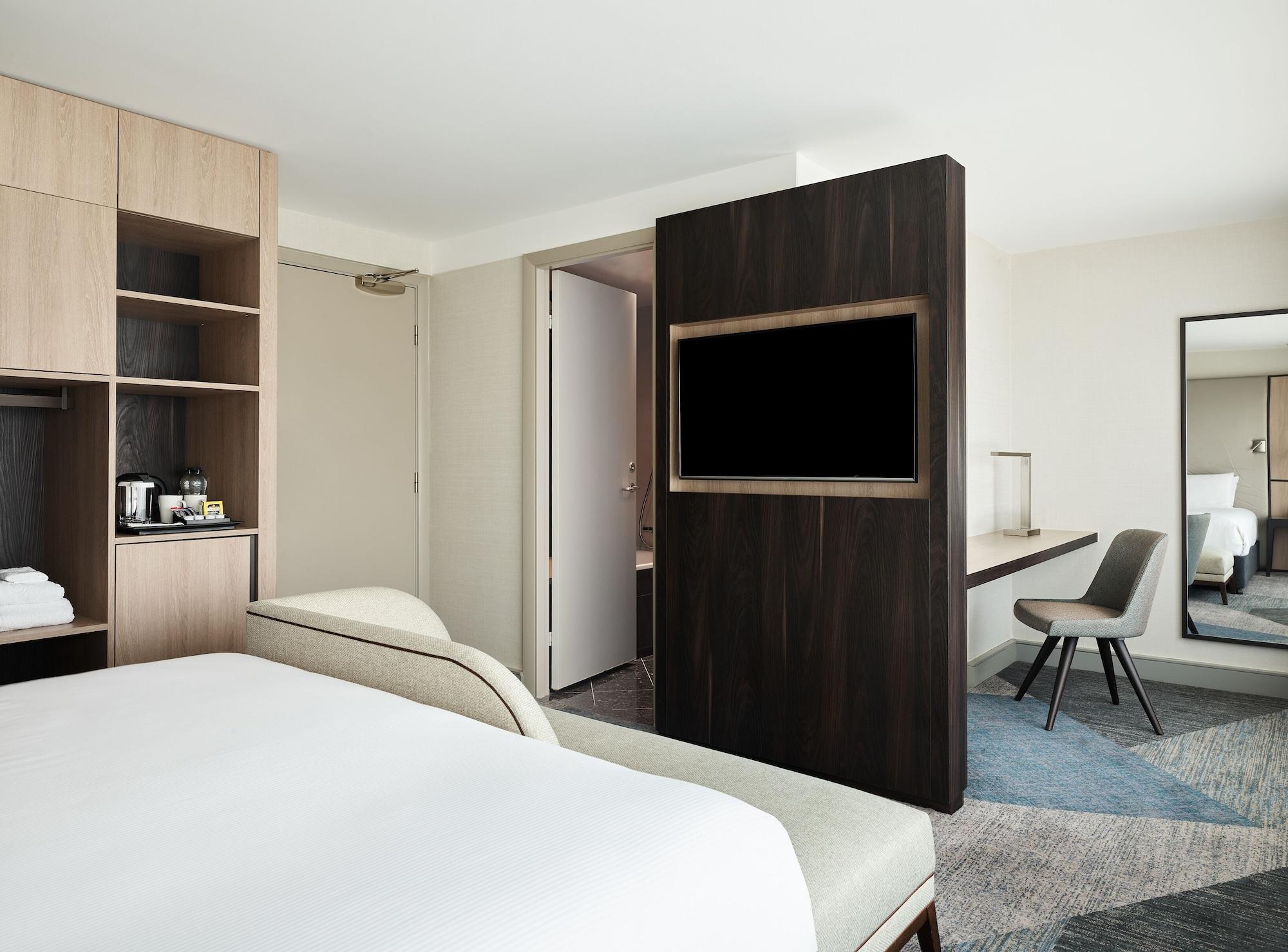 Hyatt Place London Heathrow Airport Хитроу